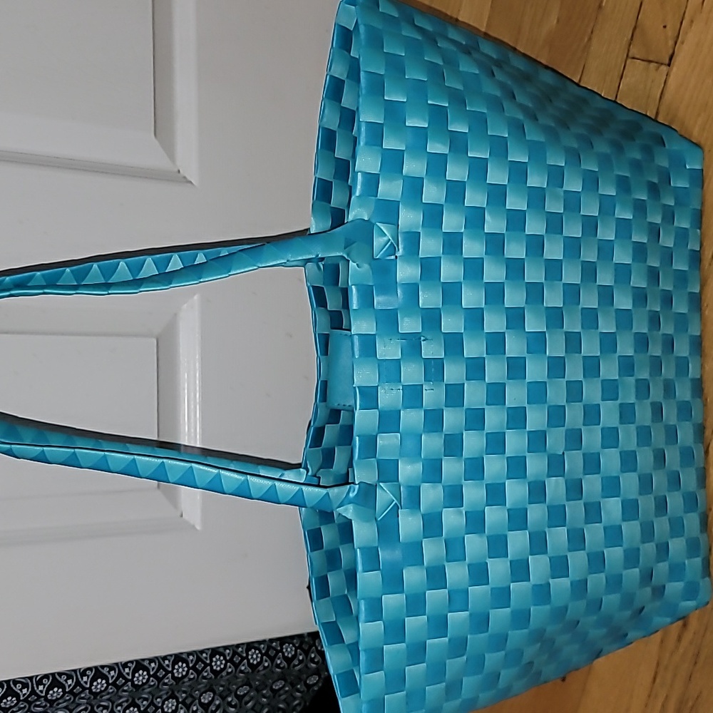C Ribbon Weave Lightweight Tote Bag